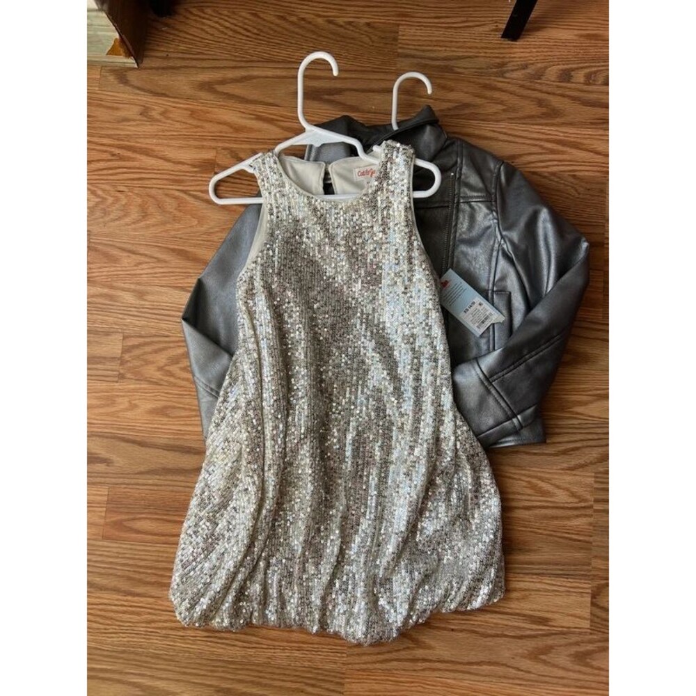 Girls Size 4/5 Taylor Swift Inspired Outfit